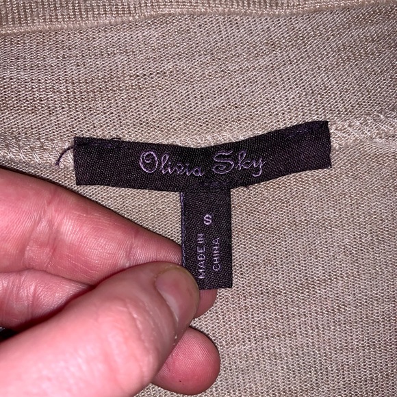 Tank Shawl - Picture 4 of 4